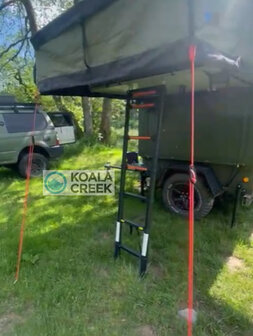 KOALA CREEK daktent zwarte telescoopladder zelfinschuivend - 260 cm lang  