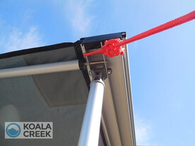 KOALA CREEK plastic dop luifel dubbel tunnelprofiel (voorzijde aan doek)